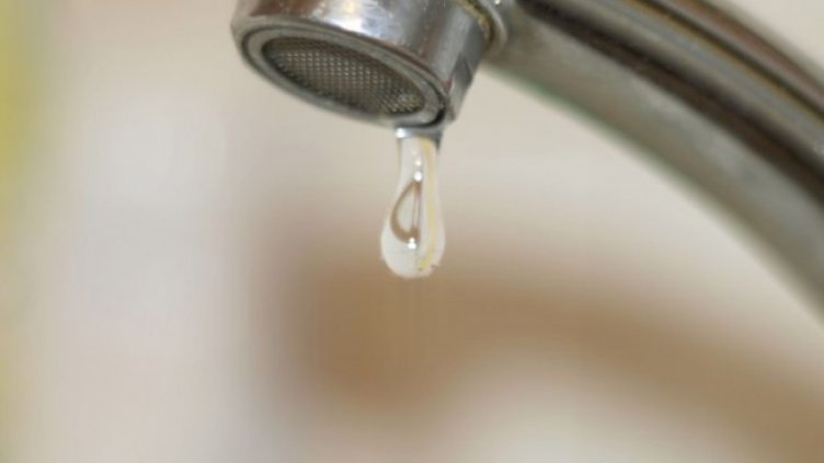 Пробив на най-големия водопровод е причината за ВиК аварията