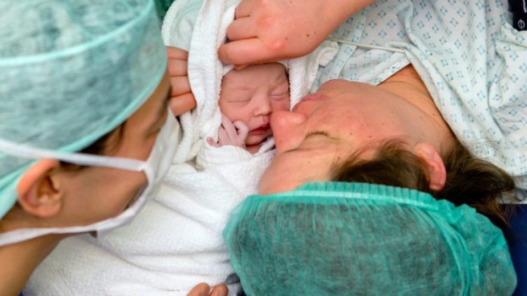 Над 40 на сто от жените в България раждат със секцио