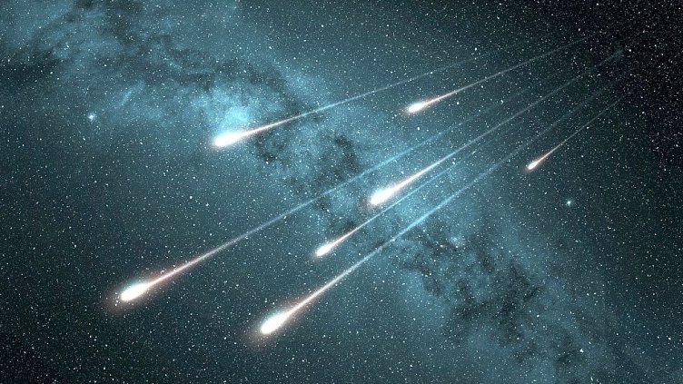 България под звездите: Пикът на Персеидите превръща страната в сцена за астротуризъм