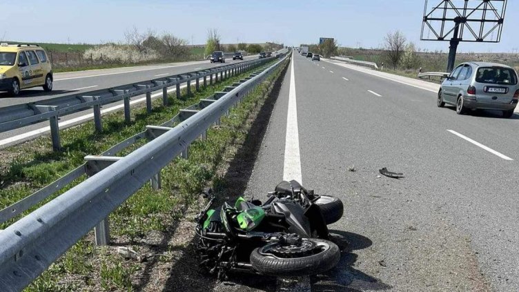 Тежко ПТП между мотоциклетисти на АМ "Хемус"