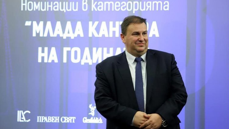 Евродепутатът Емил Радев: От 2021-а до Великобритания ще се пътува със задгранични паспорти 