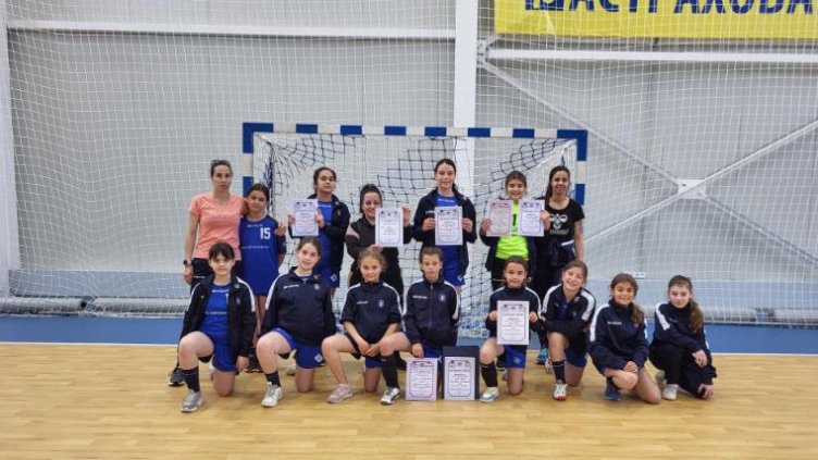 Талантите на „Хера – Варна“ в Топ 5 във финалите на държавното по хандбал