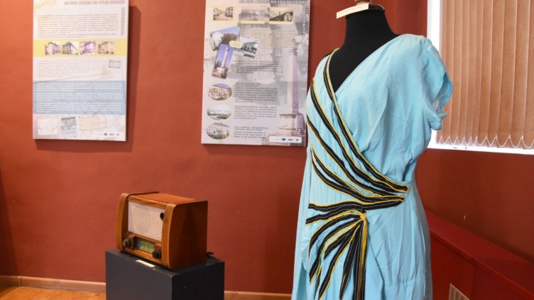 Оригинални експонати показват на изложбата „Аз бях жител на град Сталин“ във Варна