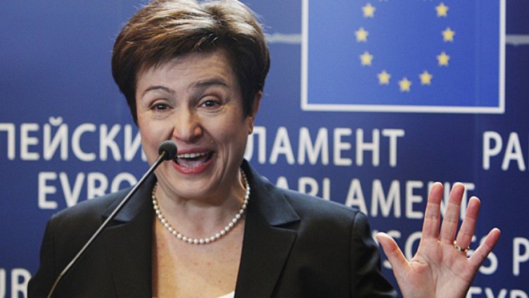 Близнашки предлага официално Георгиева за външен министър на ЕС