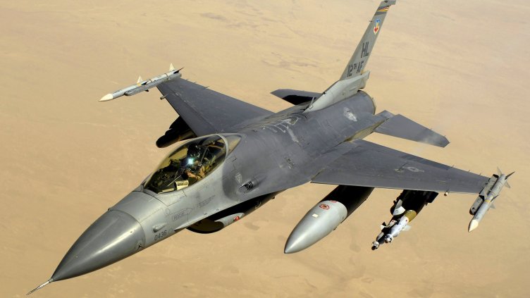 Депутатите отхвърлиха ветото на президента върху сделката за F-16