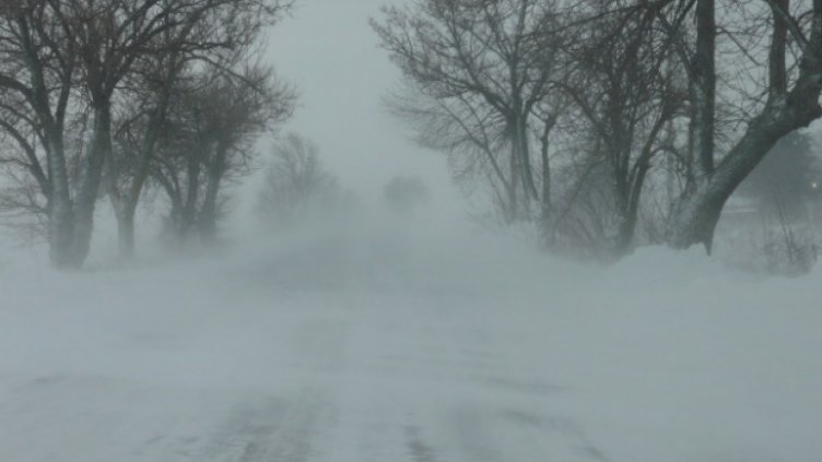 Промени в движението заради усложнената метеорологична обстановка