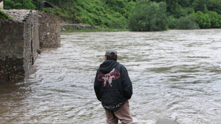 Две деца изчезнаха във водите на Янтра