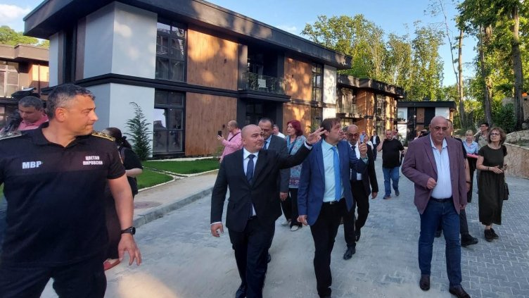 В парламента изслушват Иван Шишков заради Баба Алино