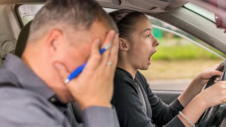 Новите шофьори: По-малко часове - по-евтин курс