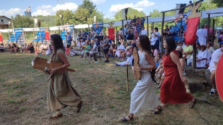 Древният Марцианопол отново възкръсна с много зрелища и адреналин (СНИМКИ)