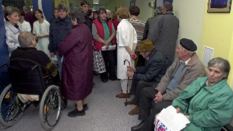 Хронично болни пациенти може да останат без преглед с новите правила