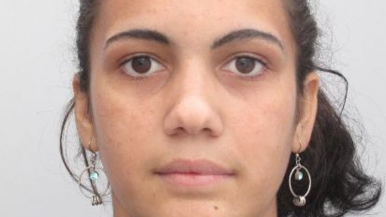 Откриха 17-годишната Емилия при приятели в Суворово