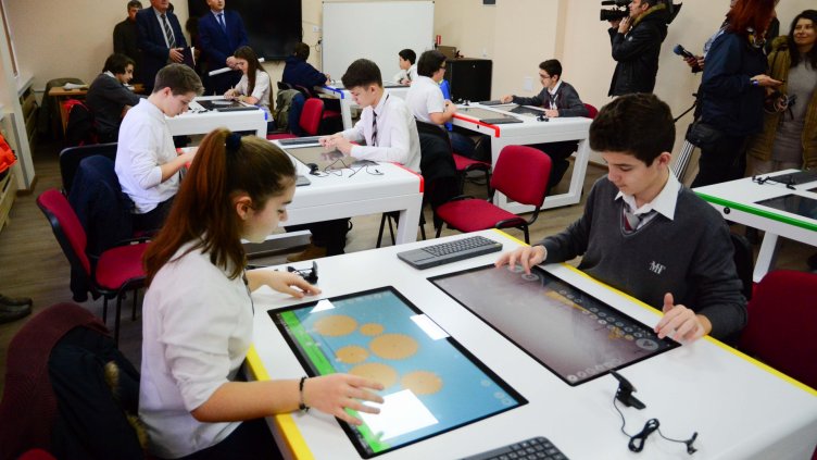 Дигитална класна стая откриха в МГ