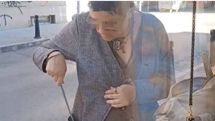 Жена обикаля и заплашва хората в София с ножове, чукове и ножици