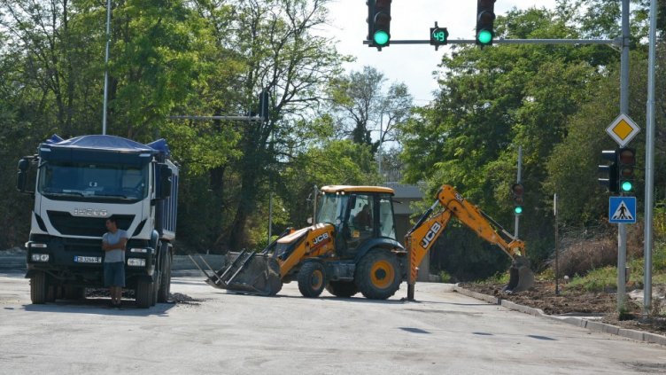 Затварят за 3 месеца нов участък от околовръстния път на Варна