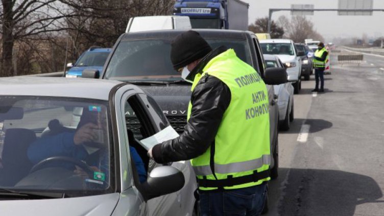 Масово се кара без книжки и номера във Варненско