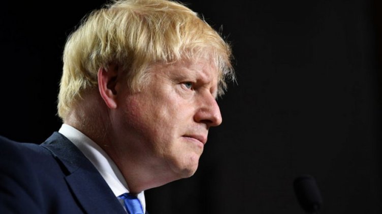 Британската икономика плаща цената за политическия хаос около Brexit