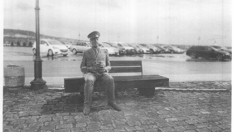 Поставят скулптурния ансамбъл „Последният мостик на стария капитан" на морската гара във Варна