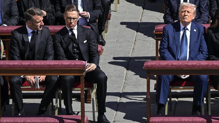 Тръмп и Зеленски са провели продуктивен разговор във Ватикана