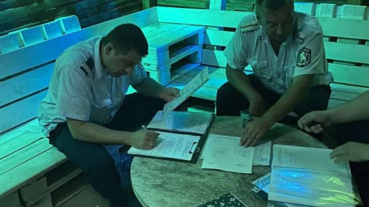 Акция в автобуси, заведения и казина: Погнаха варненци за неспазване на антиковид мерките