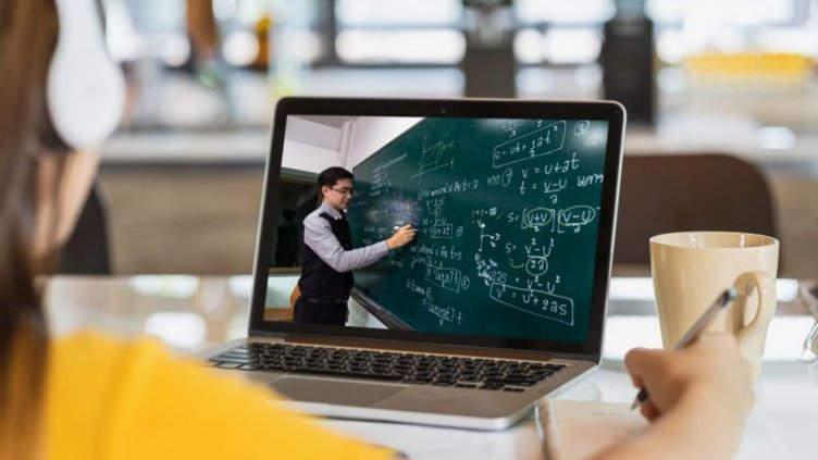 МОН плаща интернета на закъсали ученици