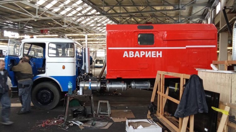От "Градски транспорт"-Варна се похвалиха с реставрирана аварийно-сервизна машина