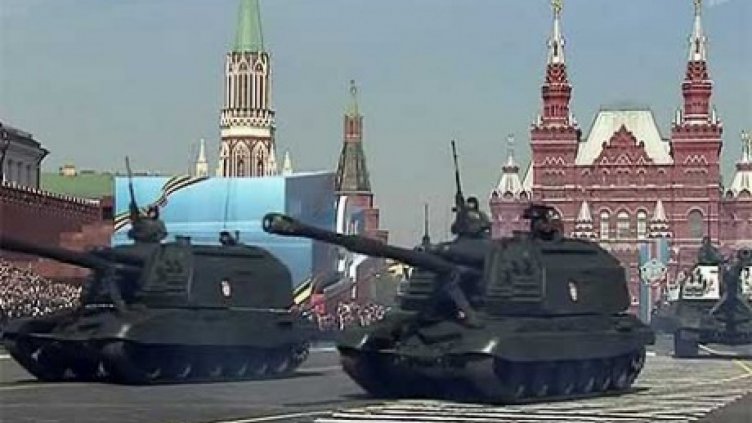 Кремъл се фука с най-новите си оръжия за Деня на победата