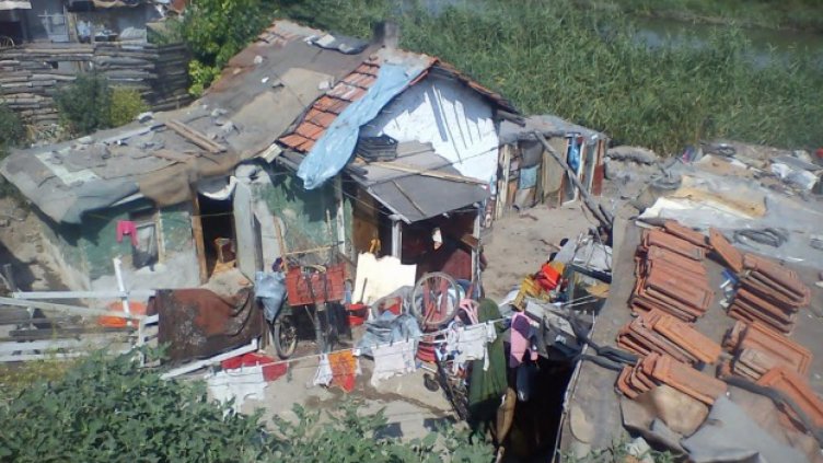 Нови домове за ромите в Гърмен