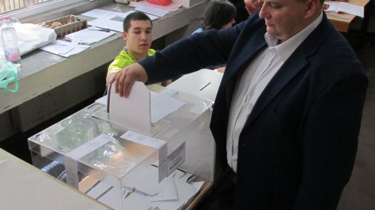 Емил Радев, кандидат за евродепутат от ГЕРБ: Гласувам за силна България