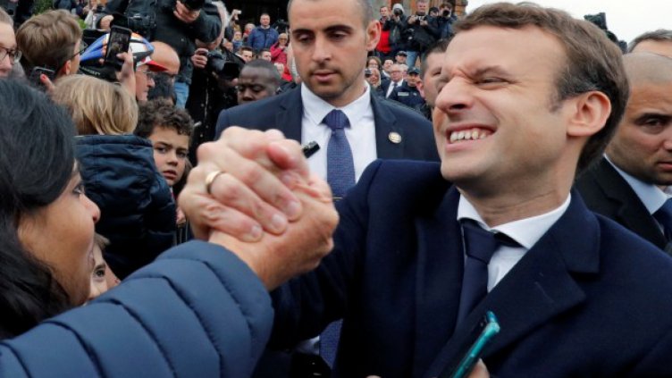 Франция победи популизма, но е дълбоко разделена