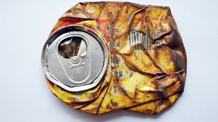 "Капачки за Бъдеще" даряват детска линейка и събират алуминиеви кенчета 