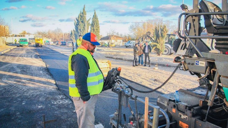 Продължава облагородяването на "Кайсиева градина"