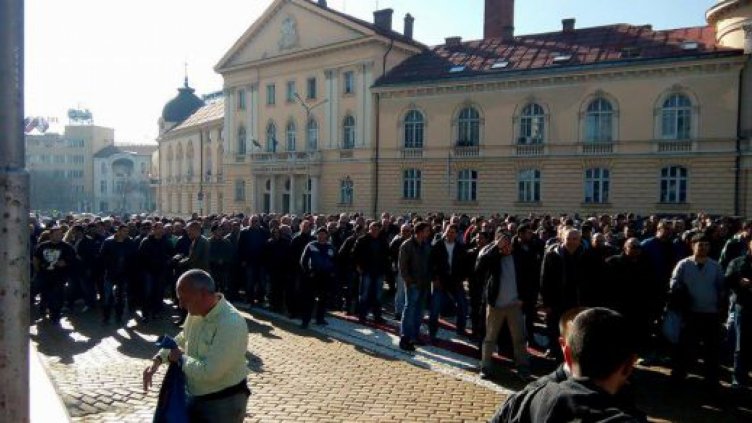 Близо 2000 вече са напуснали МВР