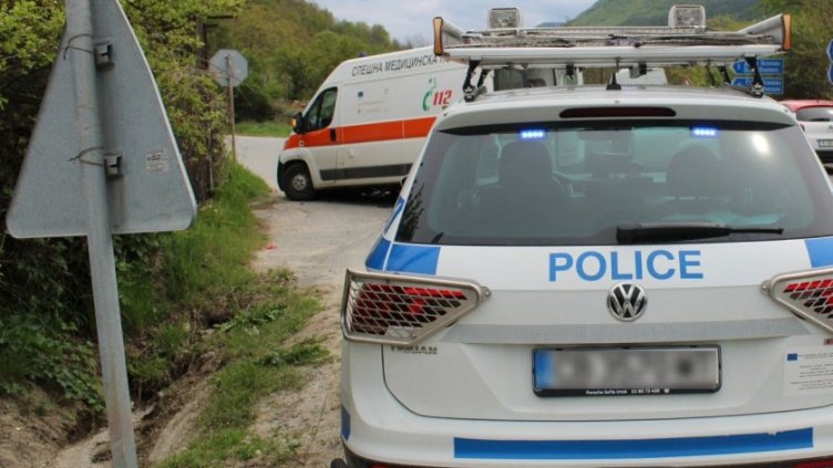 Тежка катастрофа с деца в Разградско