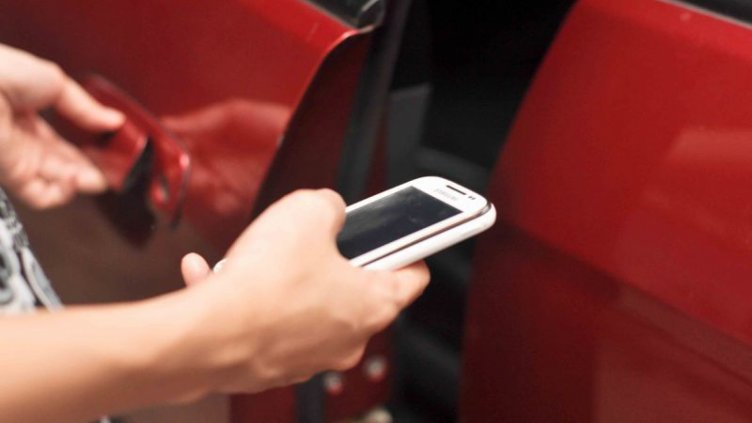 2 години затвор за младеж, купил на лизинг телефон чрез измама