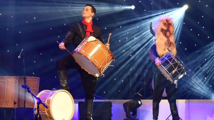 Калоян Павлов представя дебютния си албум „Песента на тъпана“