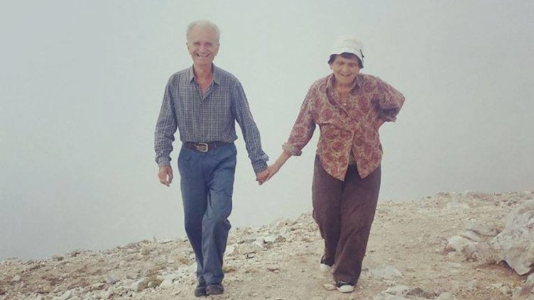 След 52 години брак: Съпрузи изкачиха Вихрен, хванати за ръка