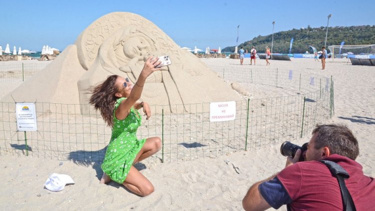 Спорт, адреналин и музика на първия Морски фест Варна 2025 (СНИМКИ)