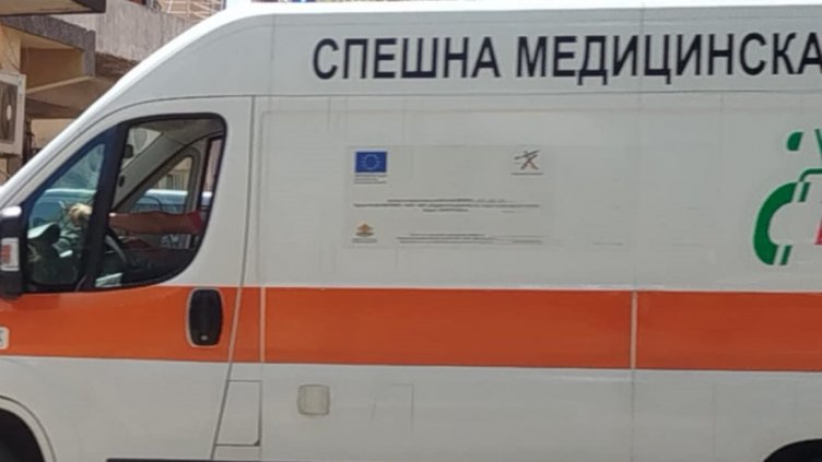 Млада жена загина в катастрофа между камион и кола