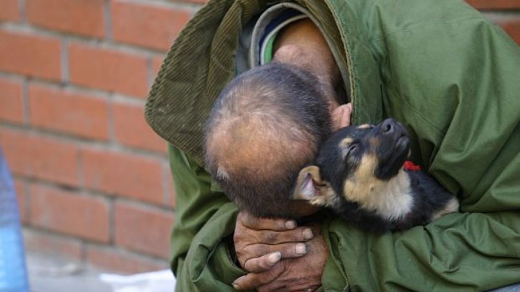 Приютът за бездомници във Варна се препълни заради студа