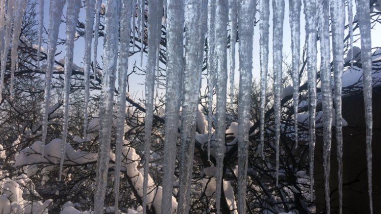 Възрастен мъж почина от студ в Босна