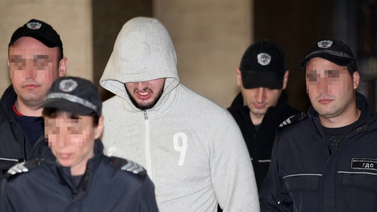 Разпитват майката на убития в Борисовата градина