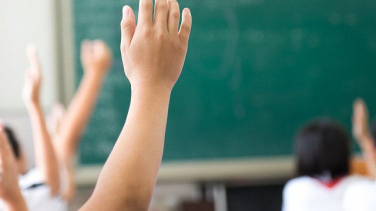 Закъсняло признание: Учител получи награда, присъдена му през 1944 г.