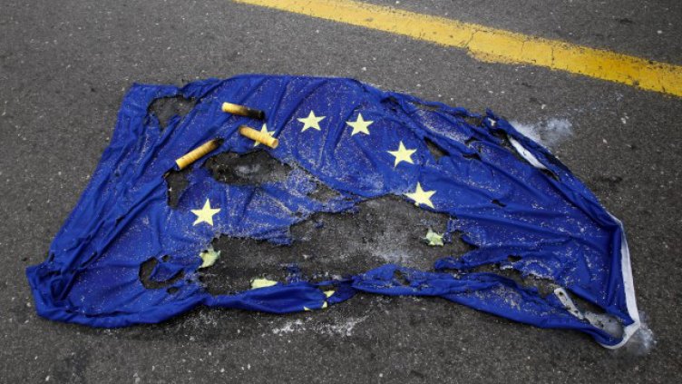 Европа се подготвя за лято на недоволство