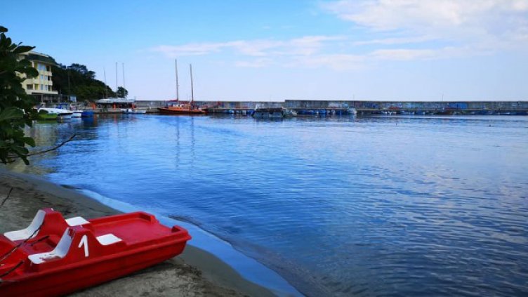 Двама чужди туристи са се удавили в морето край Созопол и Китен