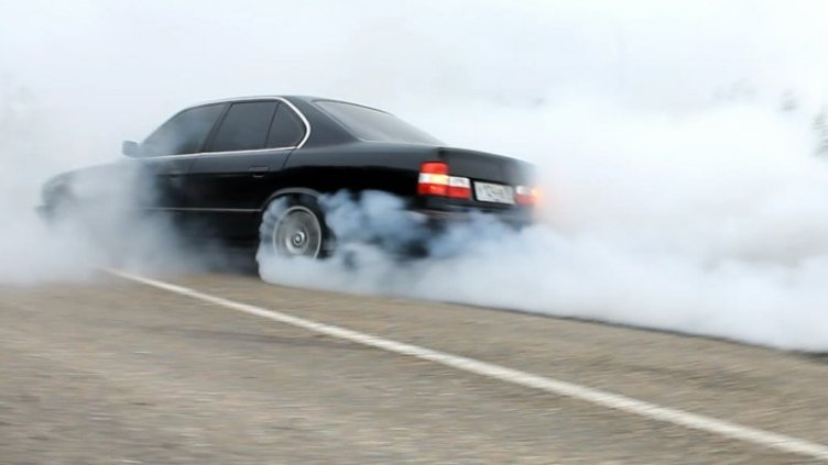 3 г. затвор за дрифтър, убил лекар до "Терапията" във Варна