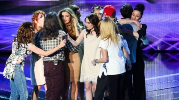 Рев, сълзи и без A.V.A. на финала на X Factor