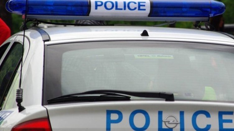 Задържаха германци за серия кражби на Златните