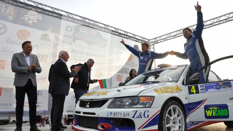 49-ото издание на рали „България“ започна с церемониален старт във Варна (СНИМКИ)