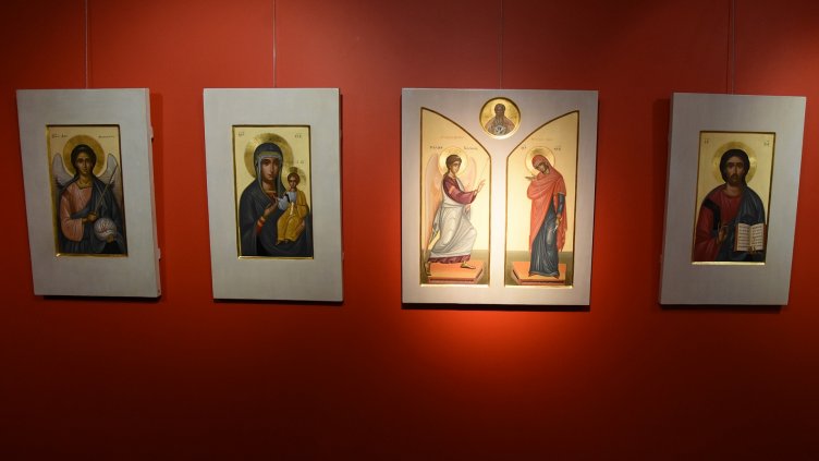 Изложба икони подреди варненска галерия (СНИМКИ)
